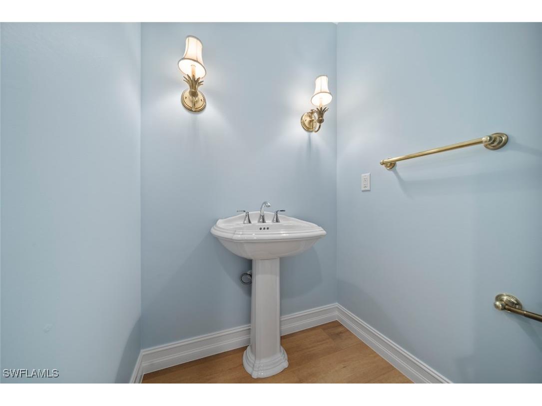 5669 Baltusrol Court #2A Sanibel FL 33957 224091520 image34