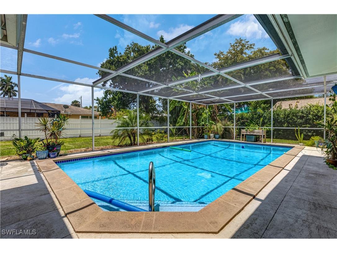 5692 Eichen Circle W Fort Myers FL 33919 225048323 image17