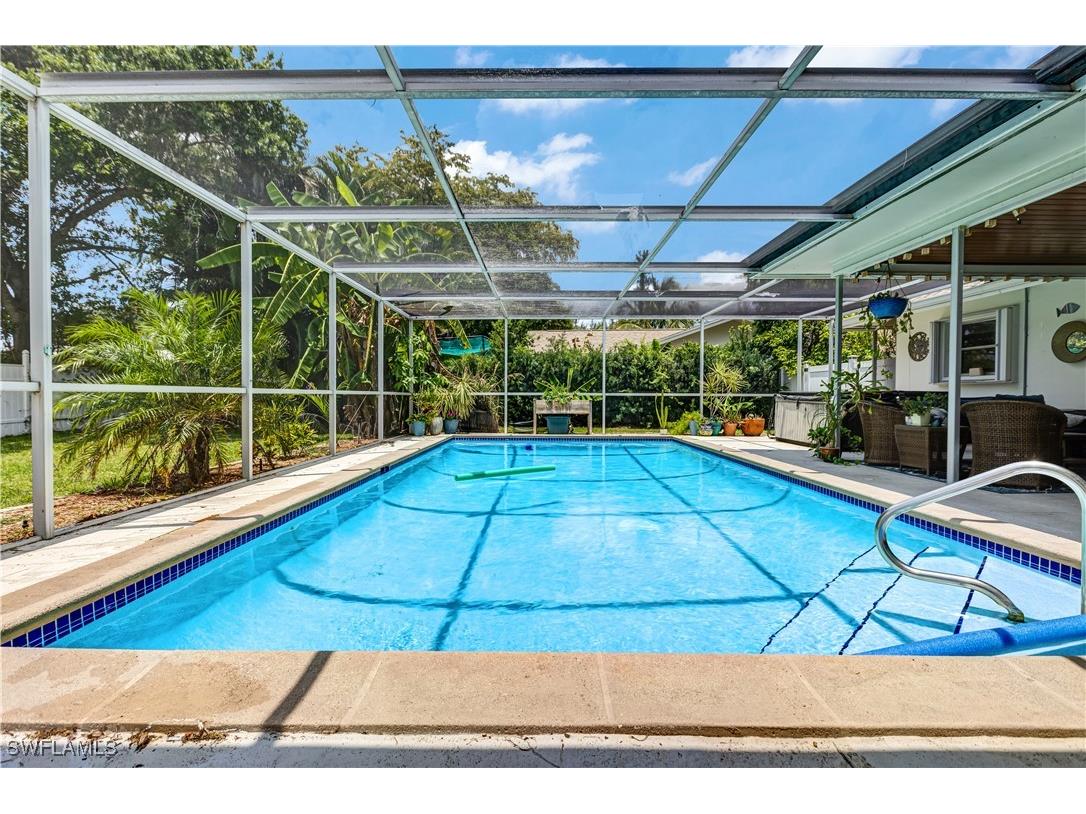 5692 Eichen Circle W Fort Myers FL 33919 225048323 image18