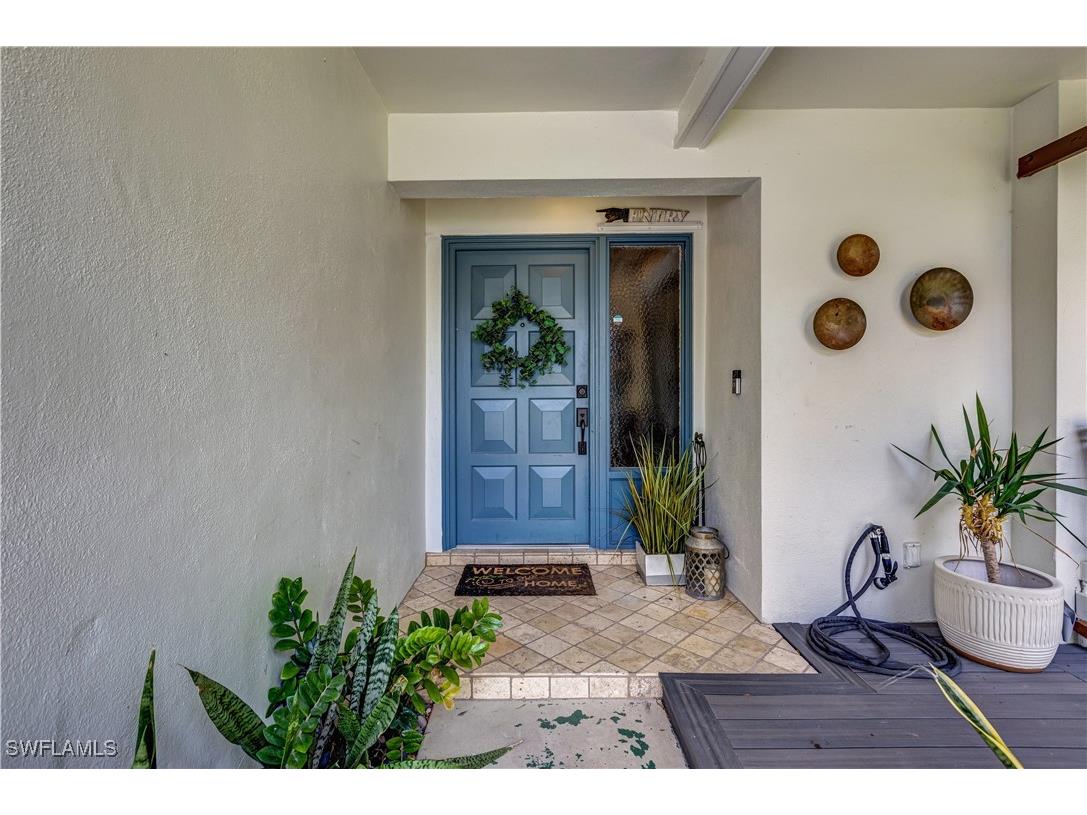 5692 Eichen Circle W Fort Myers FL 33919 225048323 image3