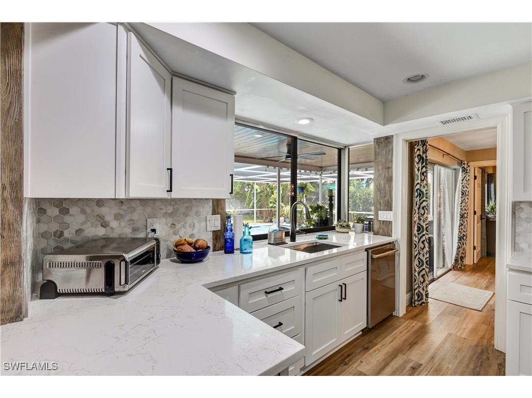 5692 Eichen Circle W Fort Myers FL 33919 225048323 image37