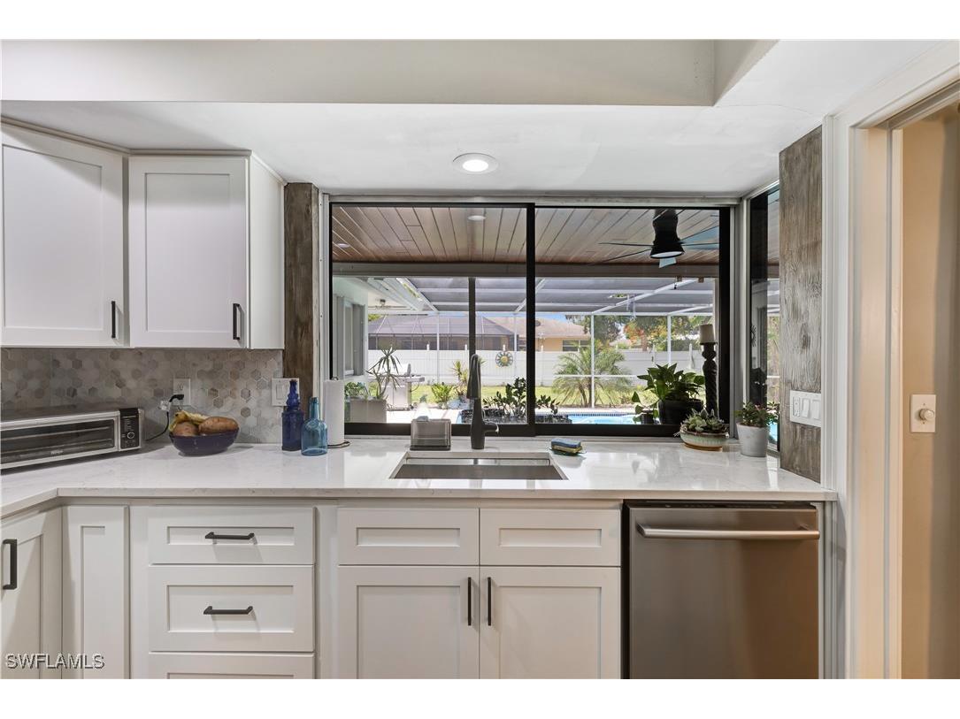 5692 Eichen Circle W Fort Myers FL 33919 225048323 image6