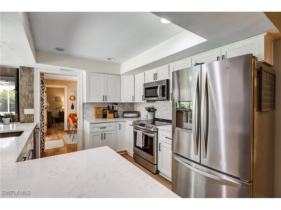 5692 Eichen Circle W Fort Myers FL 33919 225048323 image8