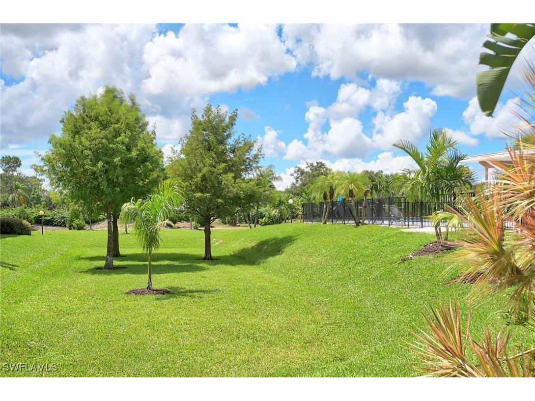 5695 Rattlesnake Hammock Road #B104 Naples FL 34113 224103475 image25