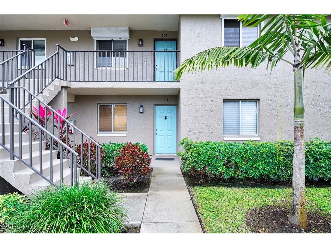 5695 Rattlesnake Hammock Road #B104 Naples FL 34113 224103475 image3