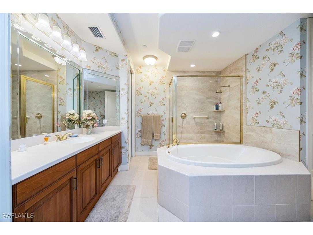 570 El Camino Real #2504 Naples FL 34119 225008836 image20