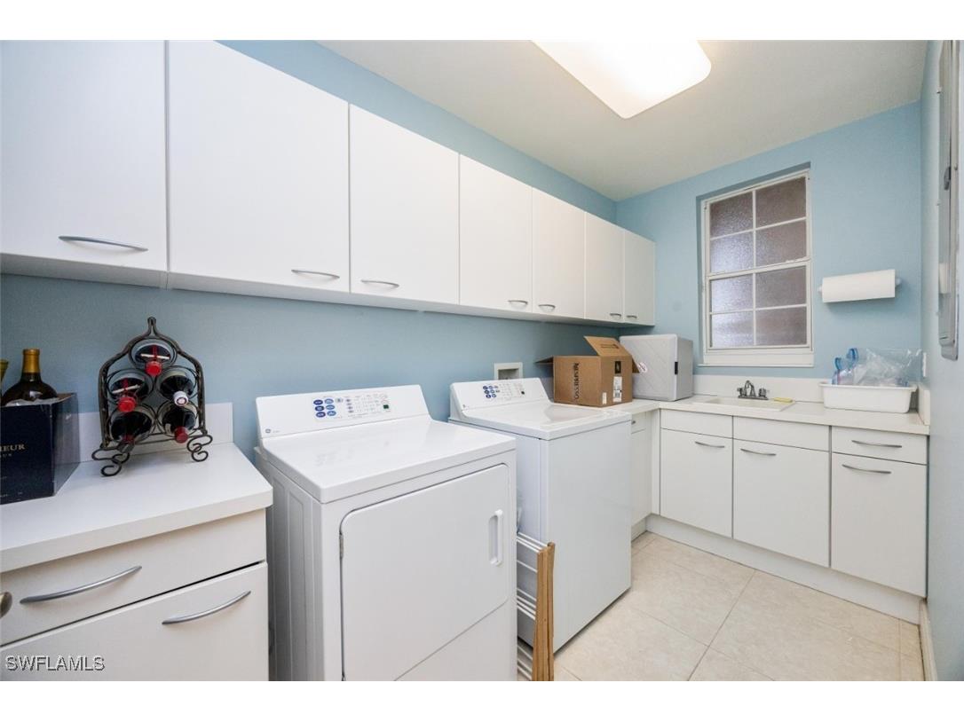 570 El Camino Real #2504 Naples FL 34119 225008836 image26