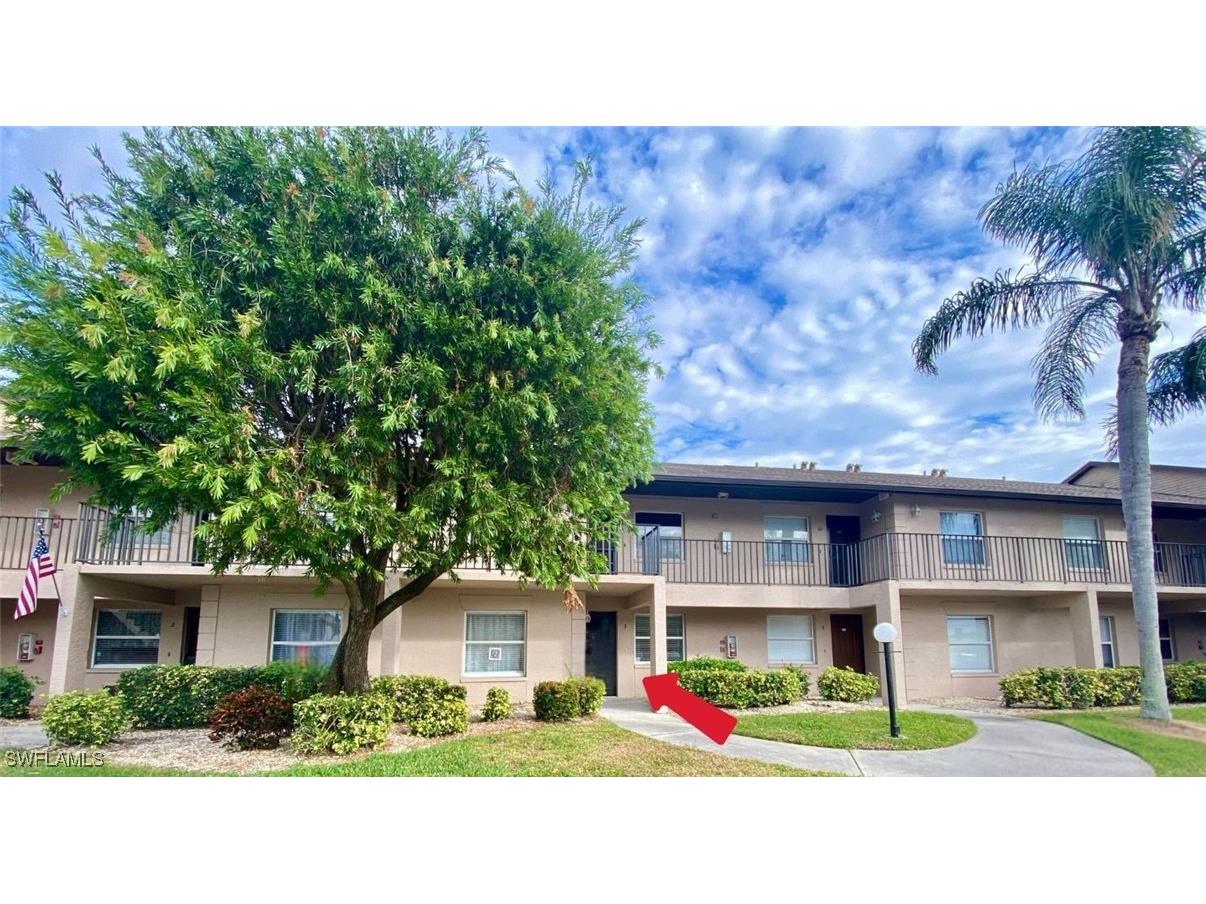 5725 Foxlake Drive #3 North Fort Myers FL 33917 224104669 image1