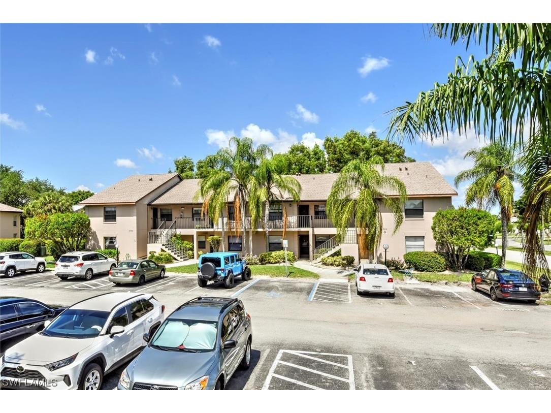 5735 Foxlake Drive #2 North Fort Myers FL 33917 223091717 image1