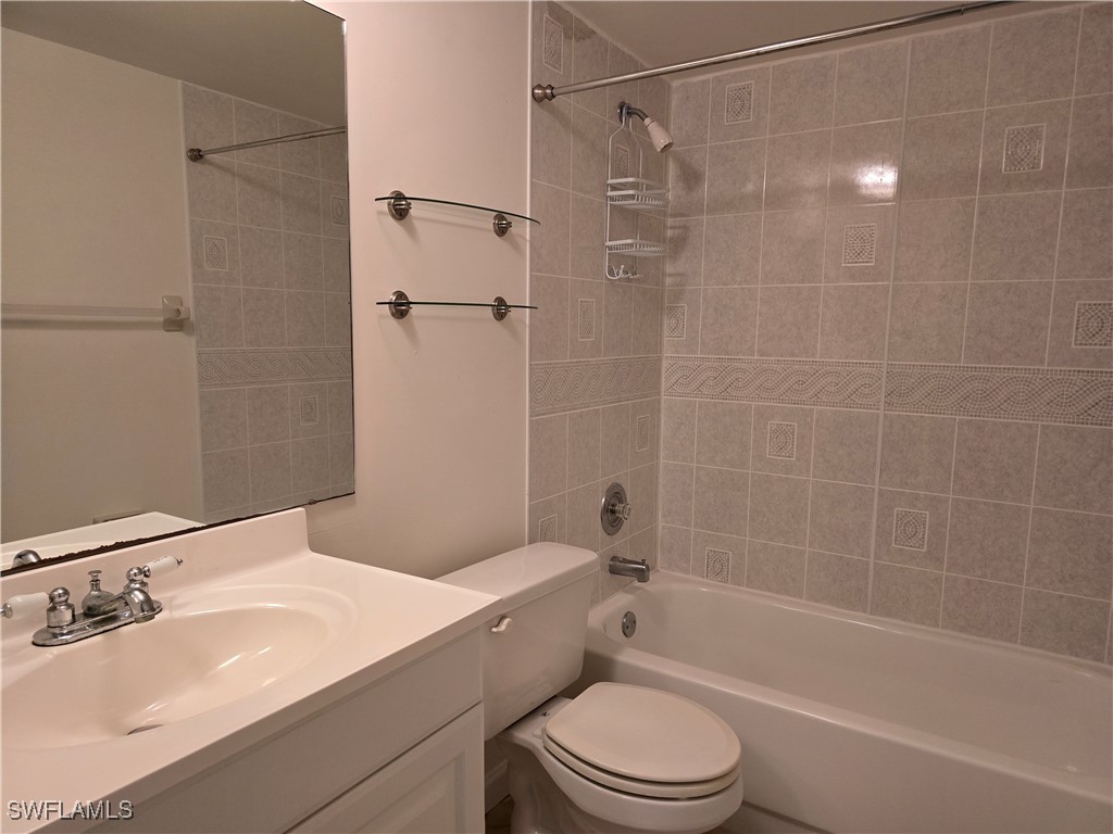 5737 Whitaker Road #C104 Naples FL 34112 225018236 image13