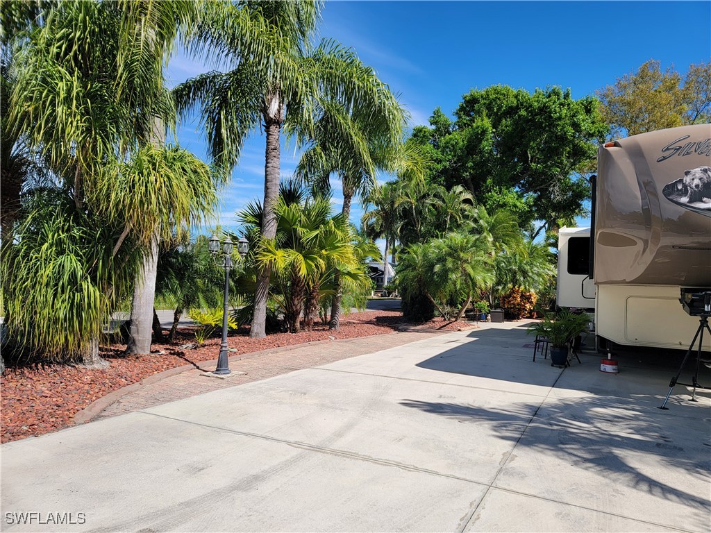 5761 Brightwood Drive Fort Myers FL 33905 225022360 image3