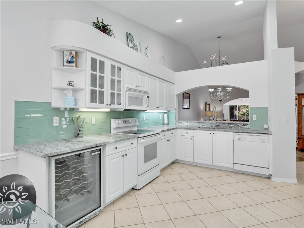 5774 Greenwood Circle #64 Naples FL 34112 225032631 image1