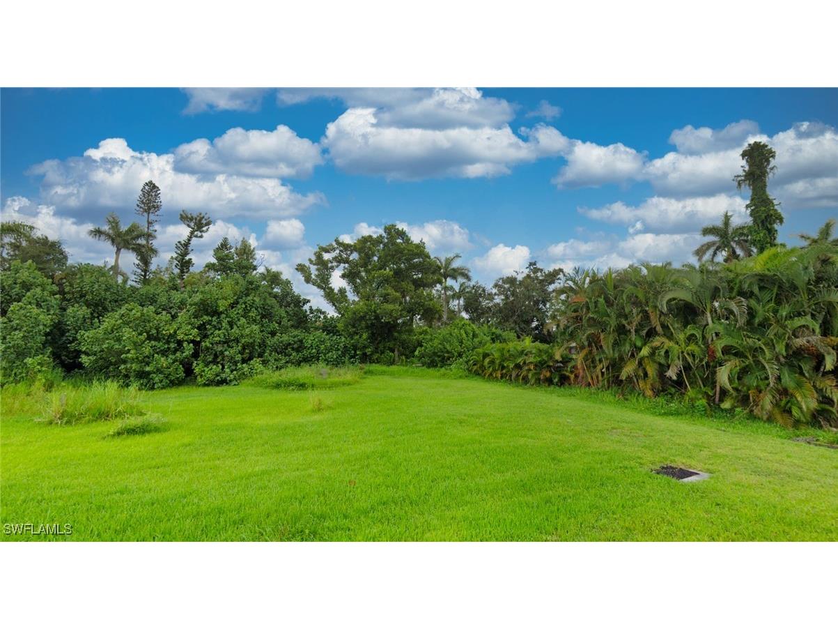 58 Cabana Avenue North Fort Myers FL 33903 225027199 image4