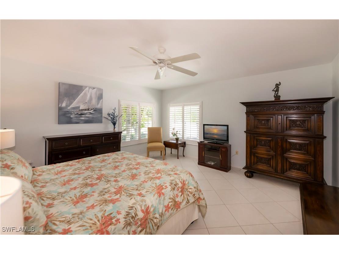 5809 Glencove Drive #905 Naples FL 34108 225035492 image13