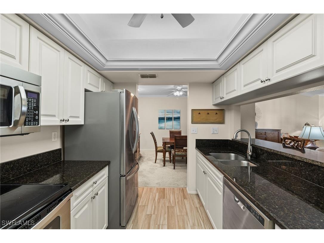 5817 Glencove Drive #405 Naples FL 34108 224077285 image3