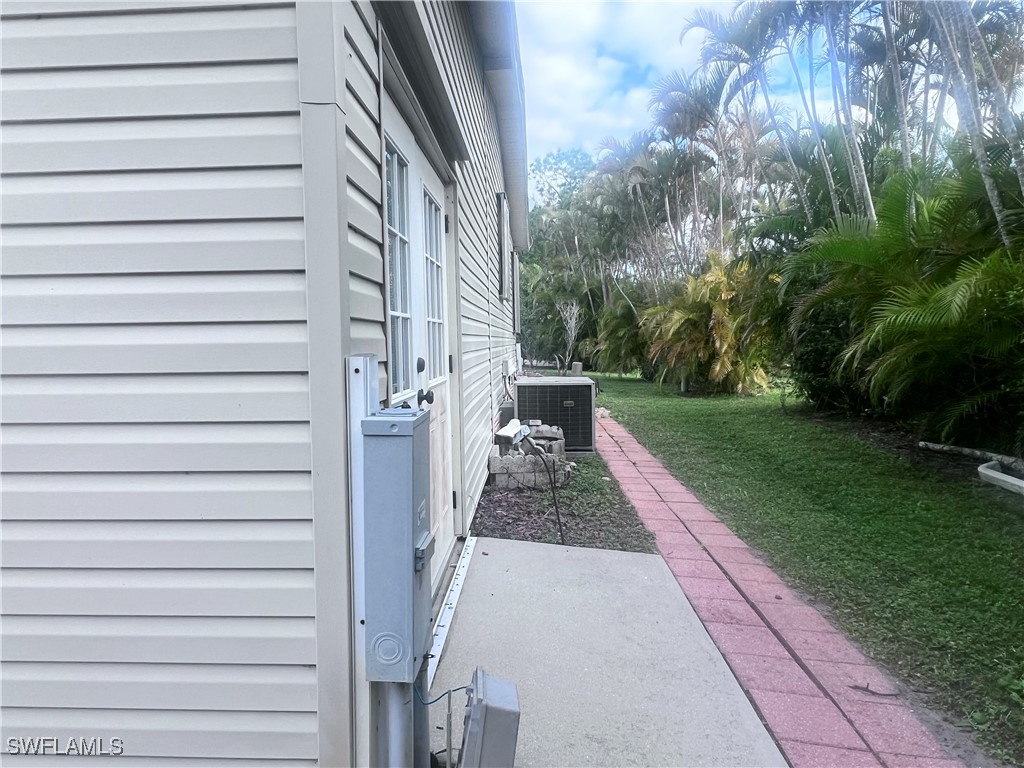 5855 Brightwood Drive Fort Myers FL 33905 225021504 image11