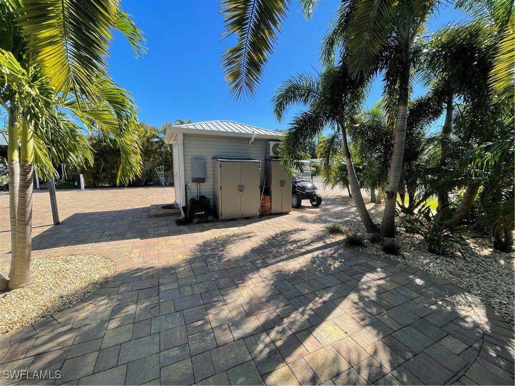 5861 Maplewood Court Fort Myers FL 33905 224097912 image17