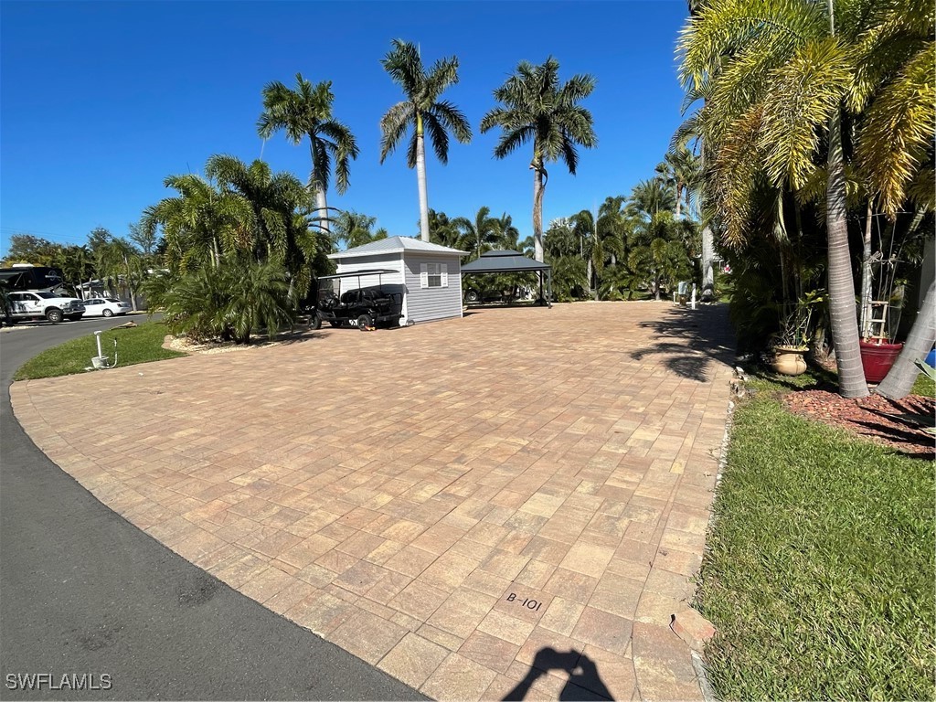 5861 Maplewood Court Fort Myers FL 33905 224097912 image9