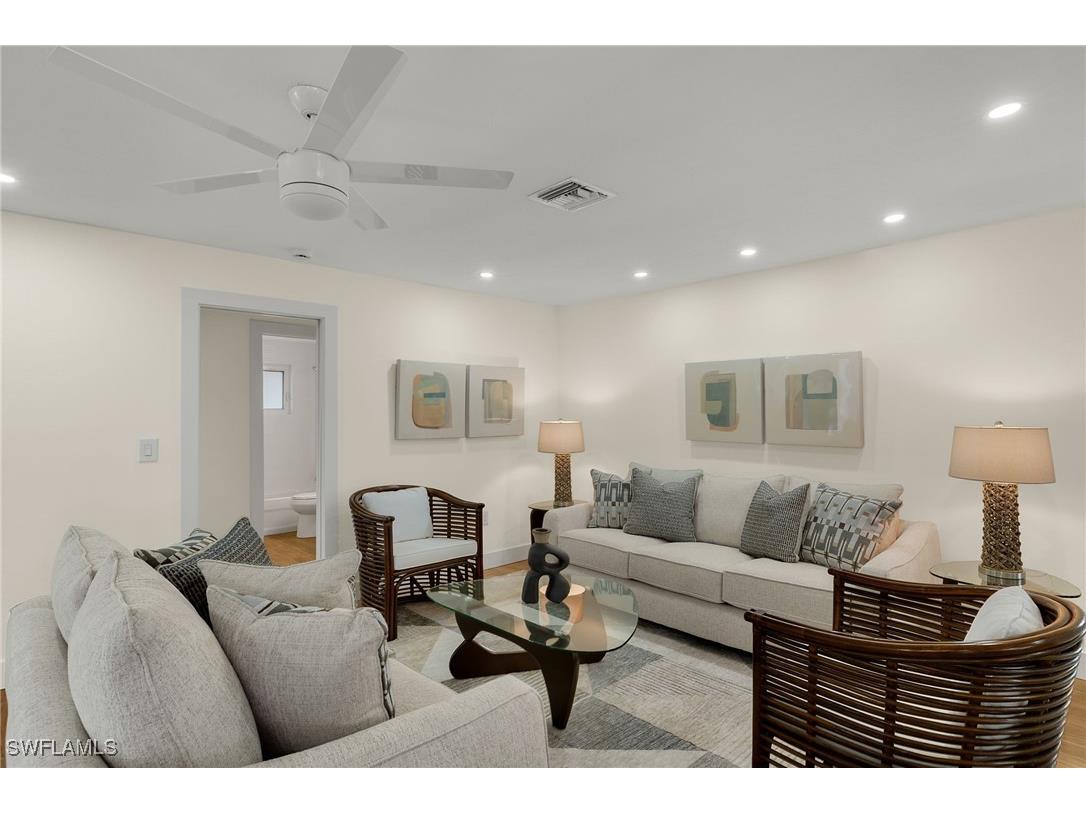 5869 Pine Tree Drive Sanibel FL 33957 225018732 image10