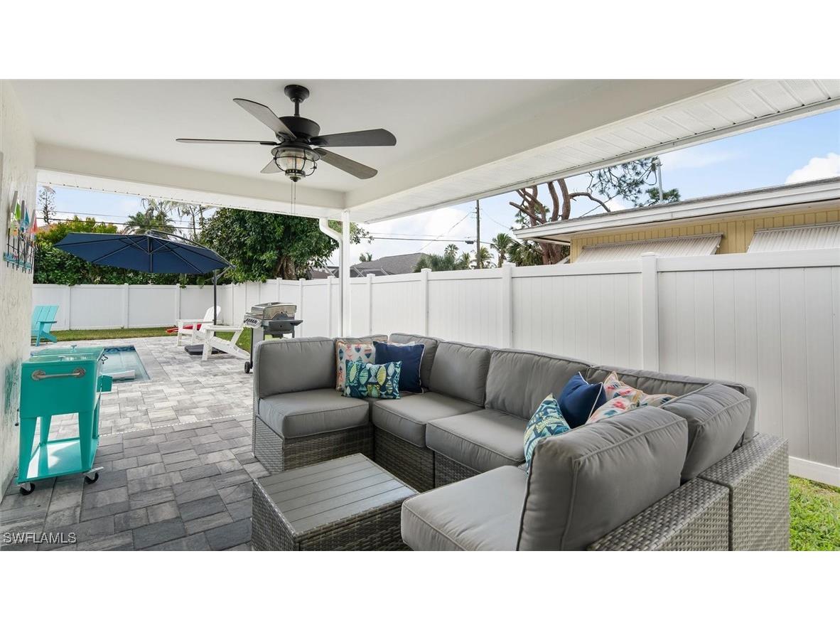 588 105th Avenue N Naples FL 34108 225003079 image16