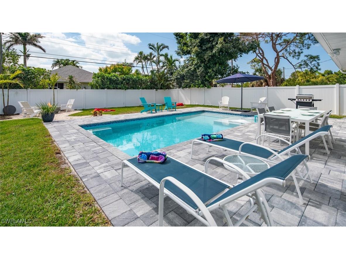 588 105th Avenue N Naples FL 34108 225003079 image18