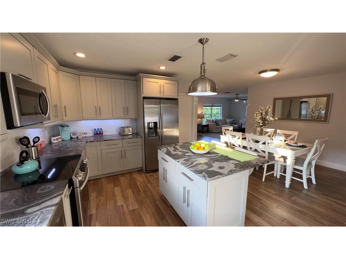 588 105th Avenue N Naples FL 34108 225003079 image9