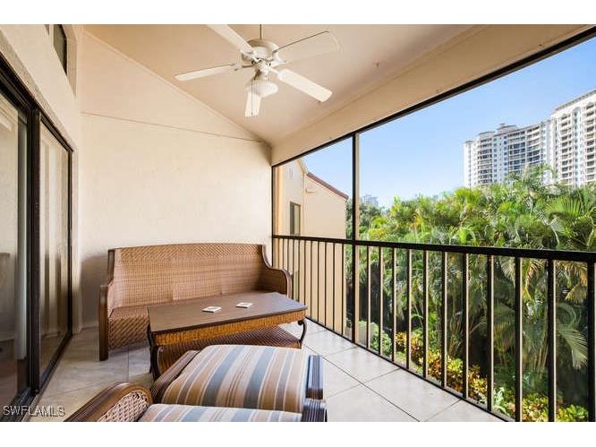 592 Beachwalk Circle #N-304 Naples FL 34108 225044834 image18