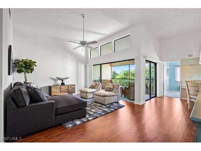 592 Beachwalk Circle #N-304 Naples FL 34108 225044834 image4