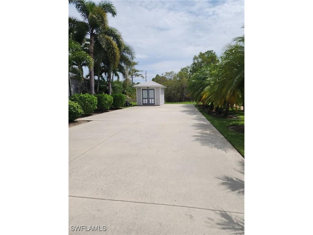 5926 Burrwood Court SE Fort Myers FL 33905 224075957 image1