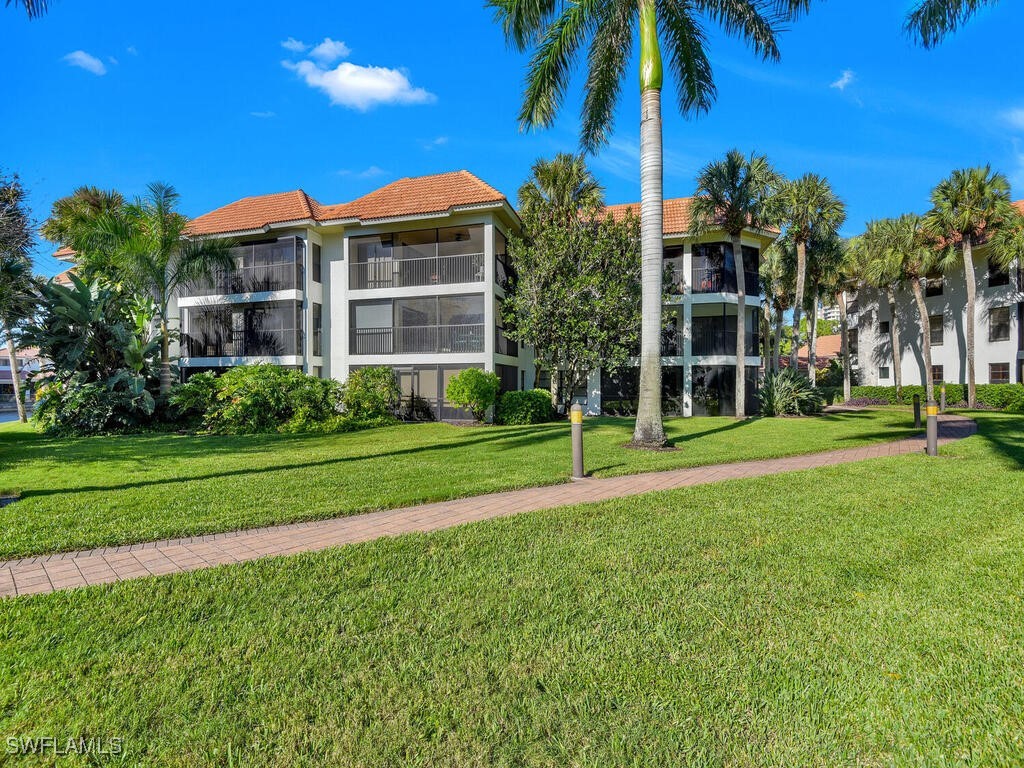 5930 Via Lugano #305 Naples FL 34108 225036204 image11