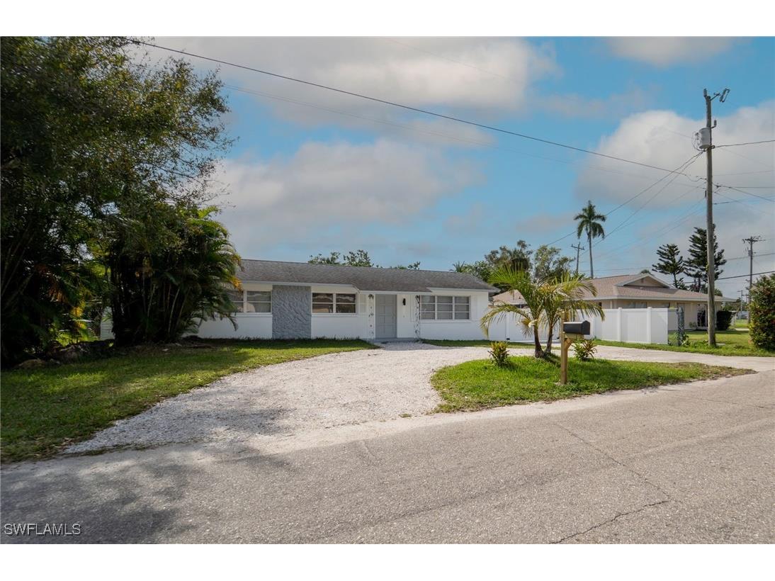 60 Cardinal Drive North Fort Myers FL 33917 225013448 image4