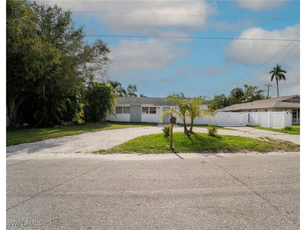 60 Cardinal Drive North Fort Myers FL 33917 225013448 image5