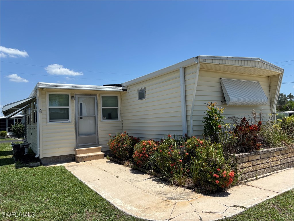 60 Channel Lane Fort Myers FL 33905 225048541 image1