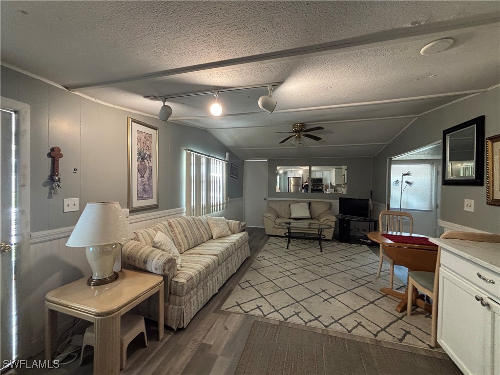 60 Channel Lane Fort Myers FL 33905 225048541 image7