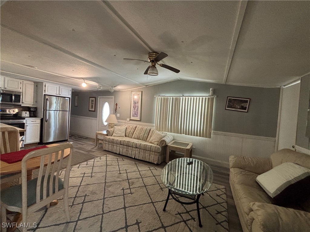 60 Channel Lane Fort Myers FL 33905 225048541 image8