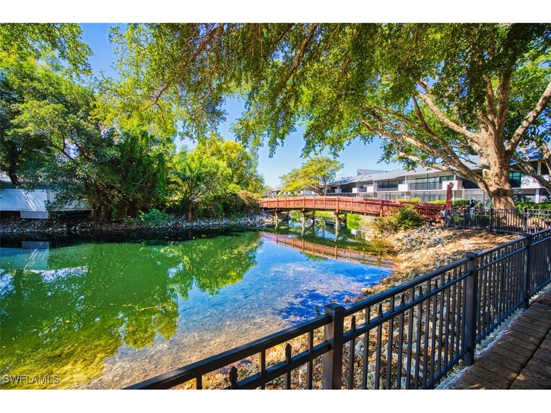 600 Neapolitan Way #153 Naples FL 34103 225047537 image1