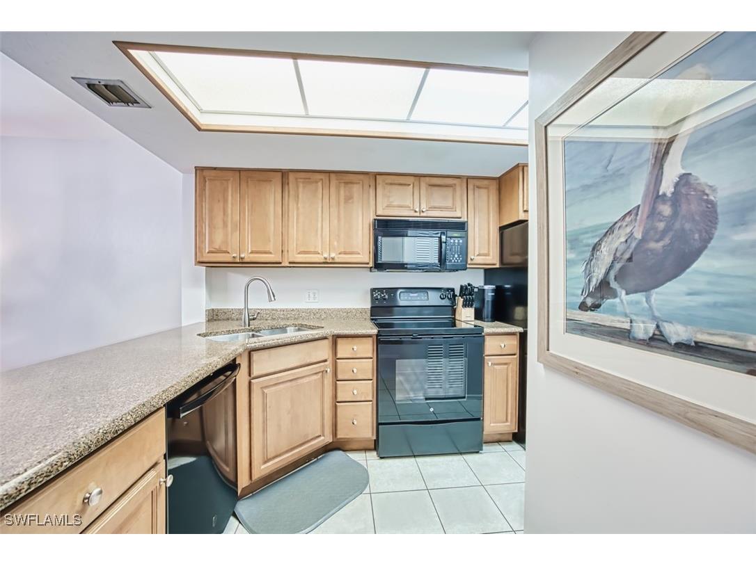 600 Neapolitan Way #153 Naples FL 34103 225047537 image11