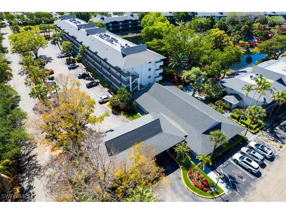 600 Neapolitan Way #153 Naples FL 34103 225047537 image4