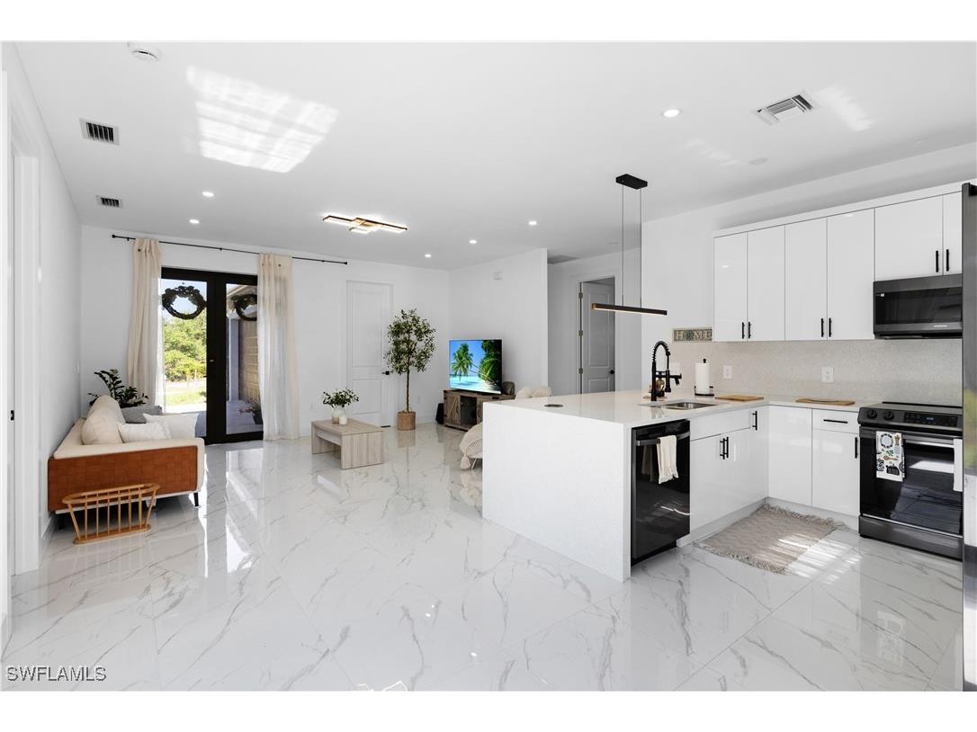 6005 Beth Avenue N Lehigh Acres FL 33971 225050390 image9