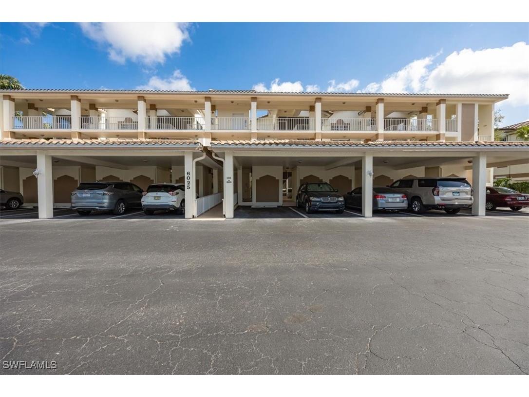 6025 Chardonnay Lane #103 Naples FL 34119 225034118 image5