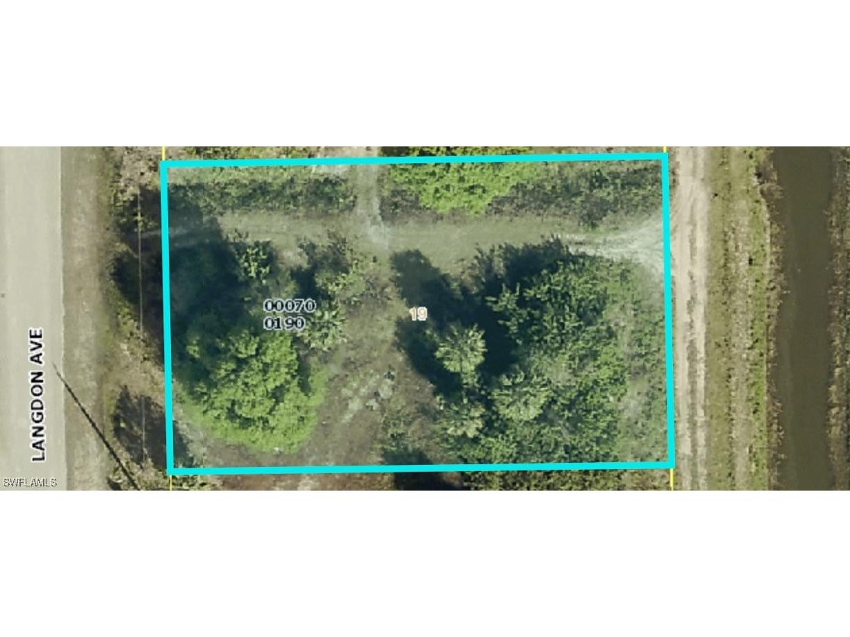 6028 Langdon Avenue Fort Myers FL 33905 225030075 image3