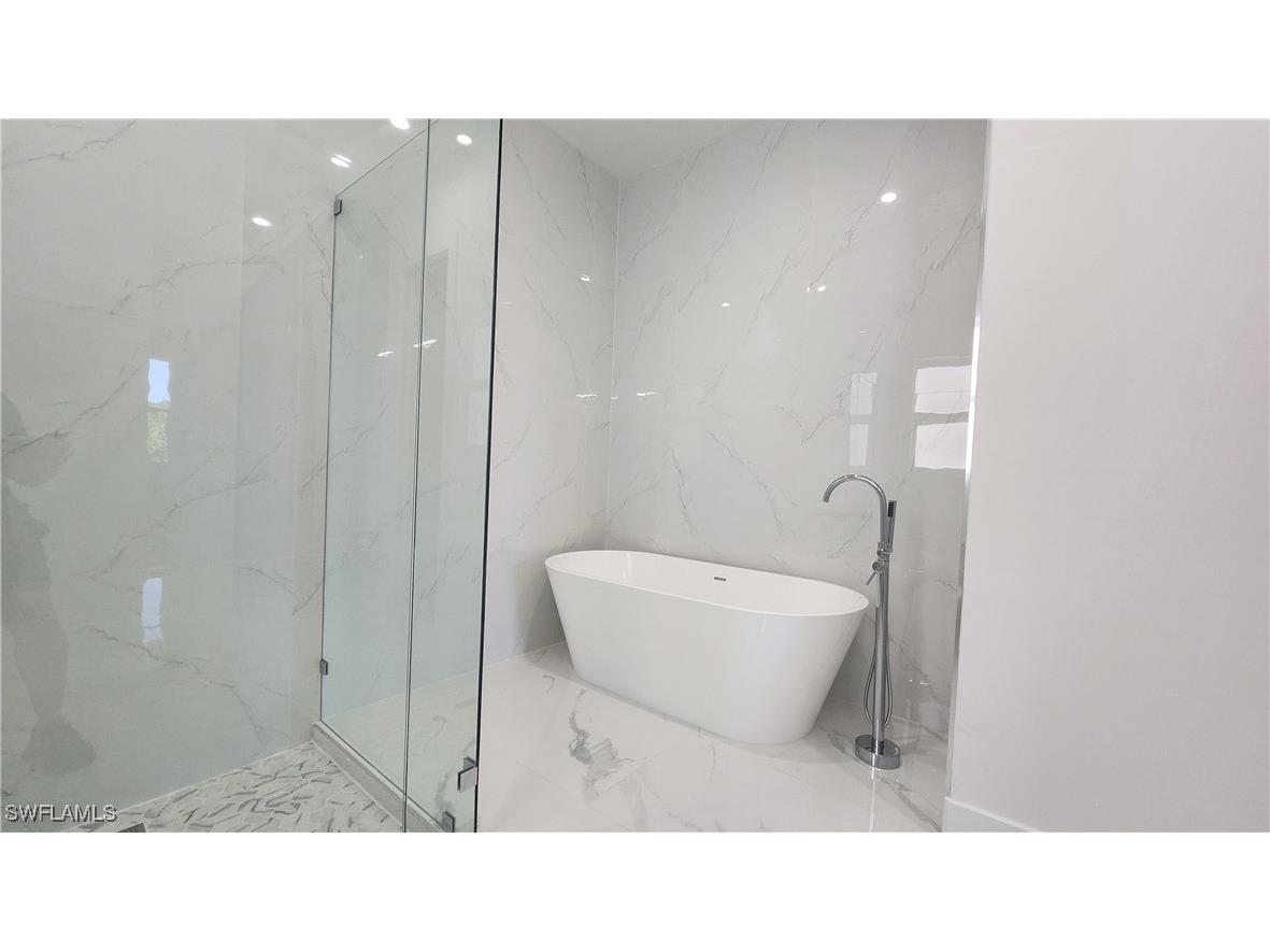 6032 Langdon Avenue Fort Myers FL 33905 224096534 image33