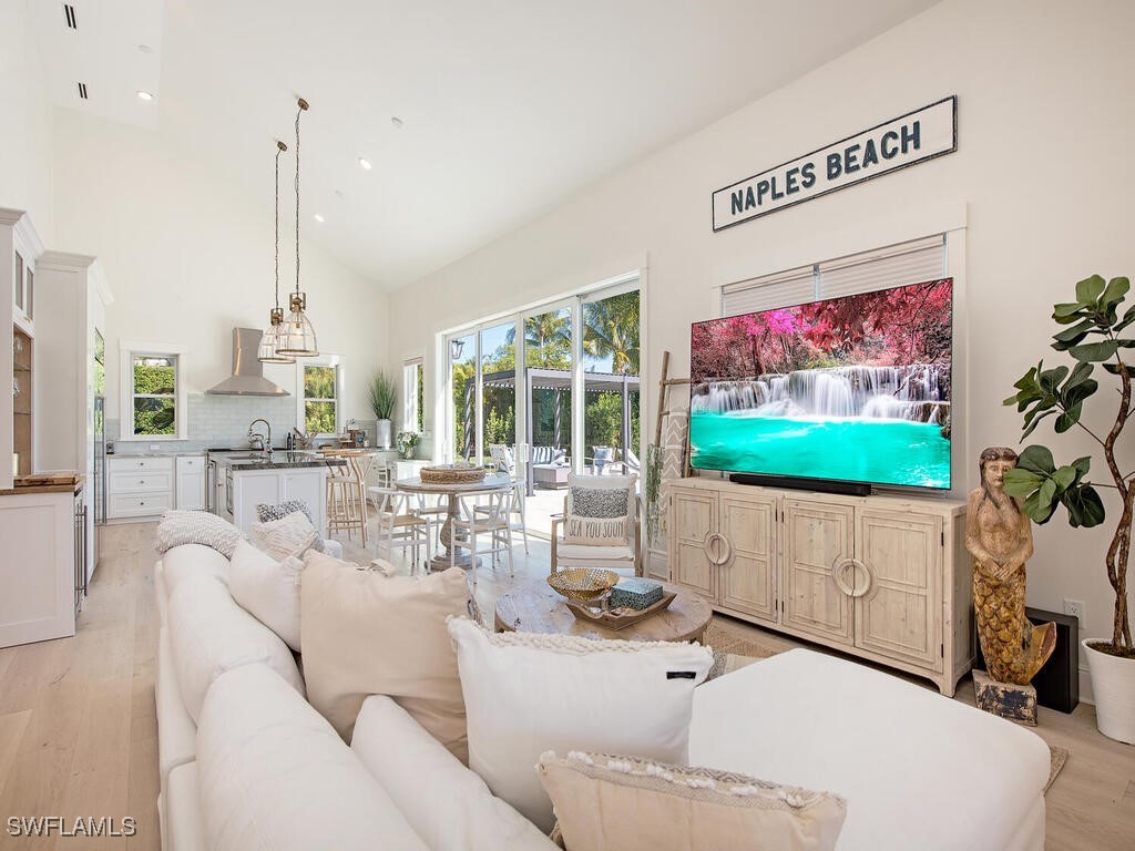  Naples FL 34102 225031571 image10