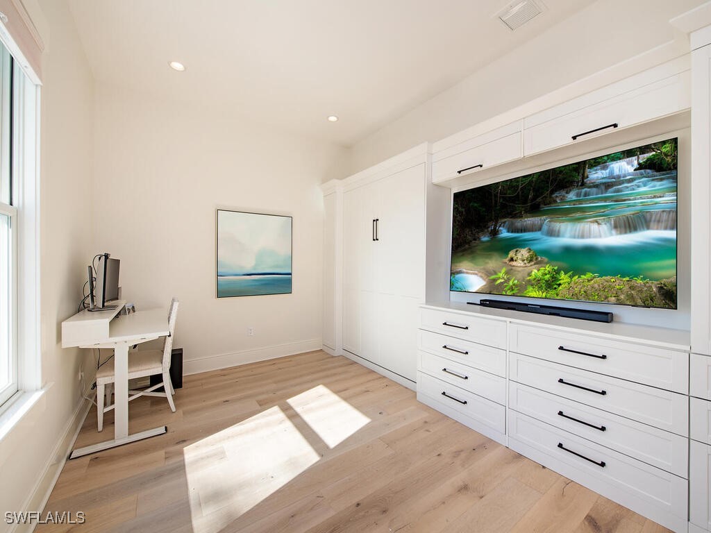  Naples FL 34102 225031571 image16