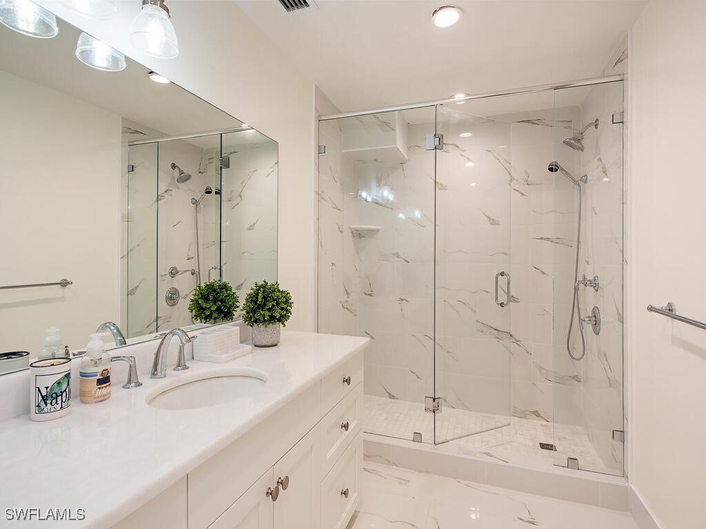  Naples FL 34102 225031571 image24