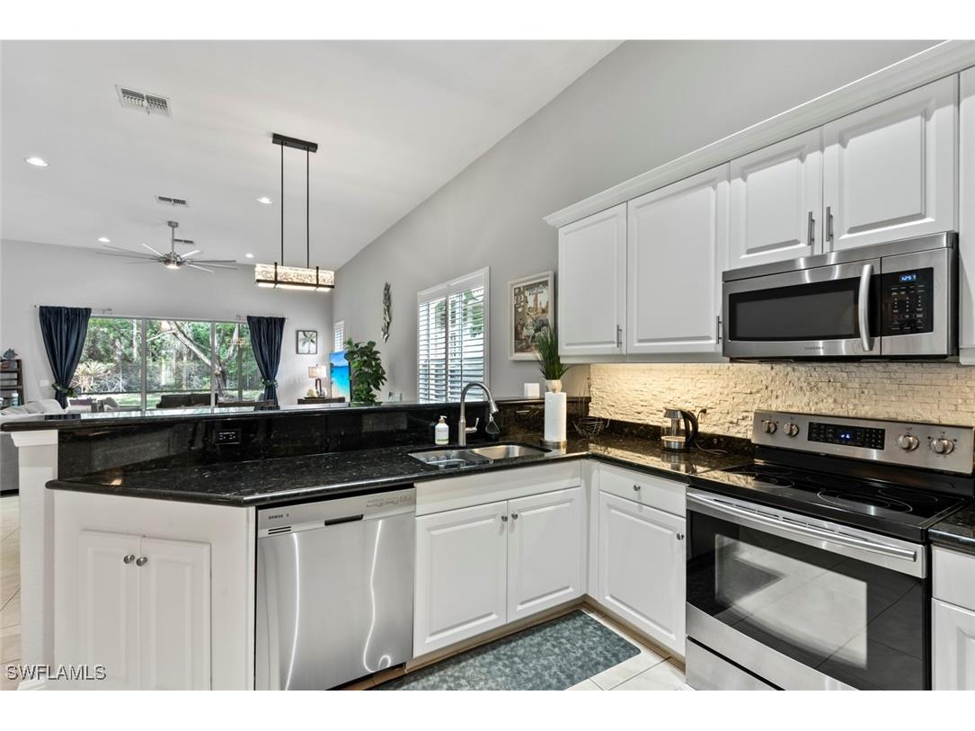 6051 Shallows Way Naples FL 34109 225013889 image27