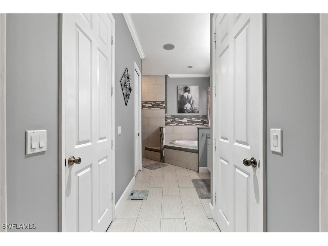 6051 Shallows Way Naples FL 34109 225013889 image34