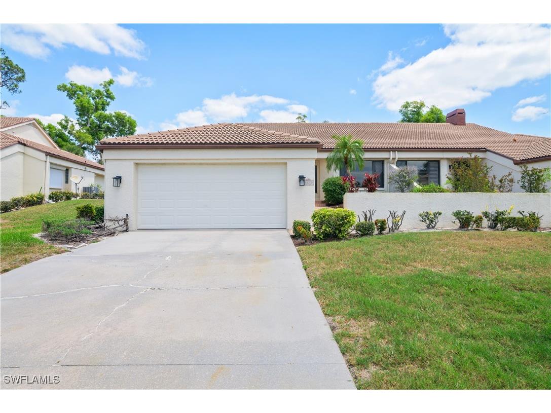 6072 Forest Villas Circle Fort Myers FL 33908 225042100 image1