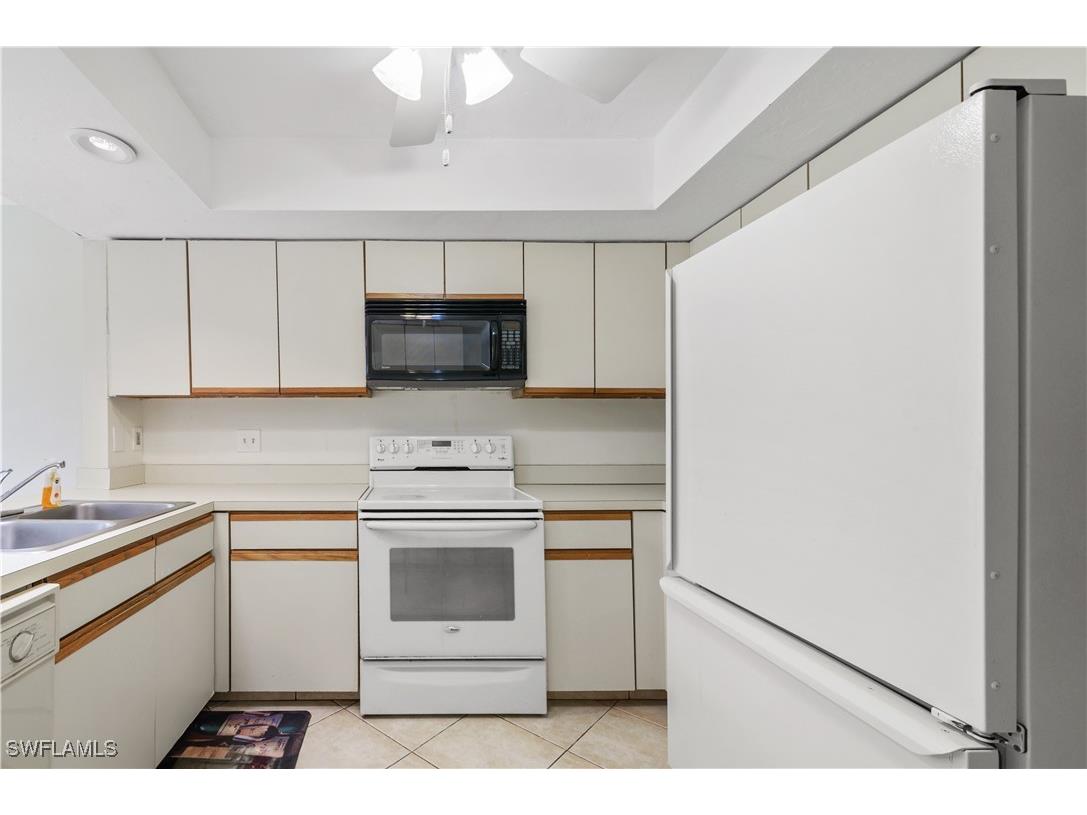 6072 Forest Villas Circle Fort Myers FL 33908 225042100 image10