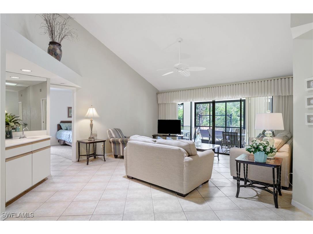 6072 Forest Villas Circle Fort Myers FL 33908 225042100 image3